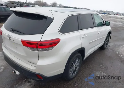 2018 Toyota Highlander Xle from USA, damaged, VIN 5TDJZRFH2JS898644